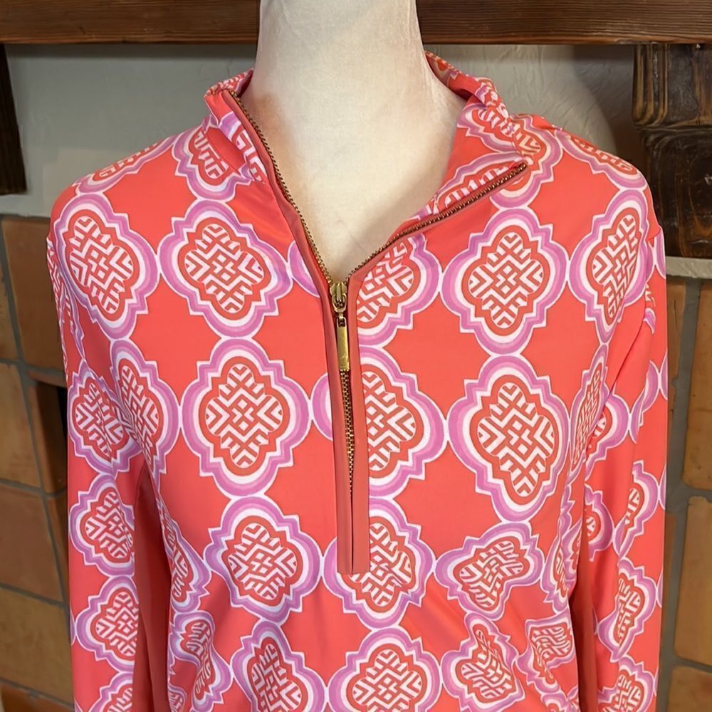 Cabana Life Coral Geo 1/2 Zip top, M! - Picture 2 of 10